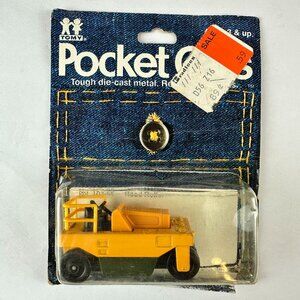Tomy Pocket Cars No. 103-65 Die-Cast Road Roller Toy - Vintage 1974 Collectible